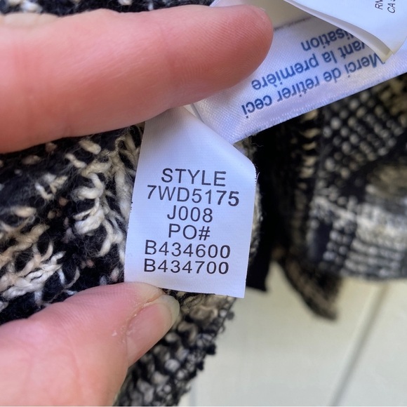 Lucky Brand knit jacket with asymmetrical zip front size medium - Picture 9 of 10
